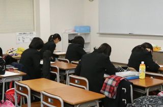英進進学教室　高校部 教室 4