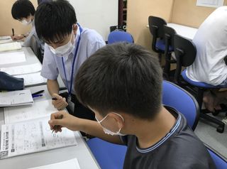 個別指導 スクールIE 教室 4