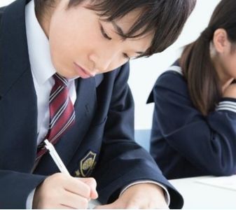 シーズ鎌倉学園 岡垣校の中学2年生 中堅クラス