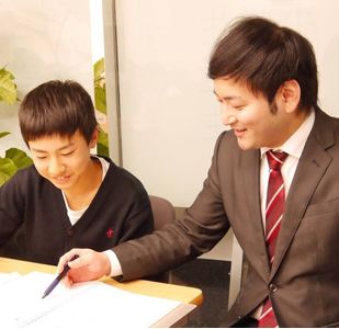 個別指導塾ブイステージ 新潟駅南口本部校の1科目20点アップ保証コース