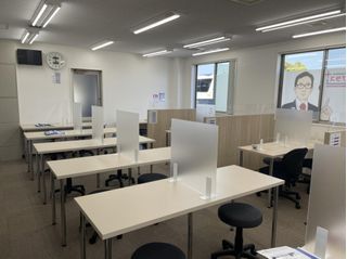 個別指導塾 トライプラス 教室 4