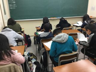 京進の中学・高校受験ＴＯＰΣ 教室 3