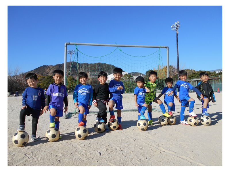 鷗州サッカークラブ 安芸大橋グランドの口コミ 料金 体験申込 子供の習い事口コミ検索サイト コドモブースター 鷗州サッカークラブ 安芸大橋グランドの口コミ 料金 体験申込 子供の習い事口コミ検索サイト コドモブースター
