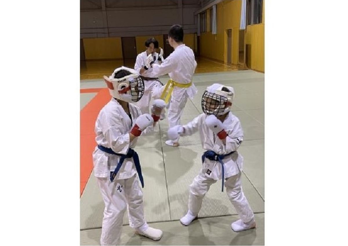 極真会館長野支部 岡谷道場2