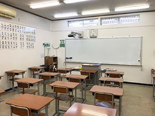 QUREOプログラミング教室【ベスト学院】 教室 4