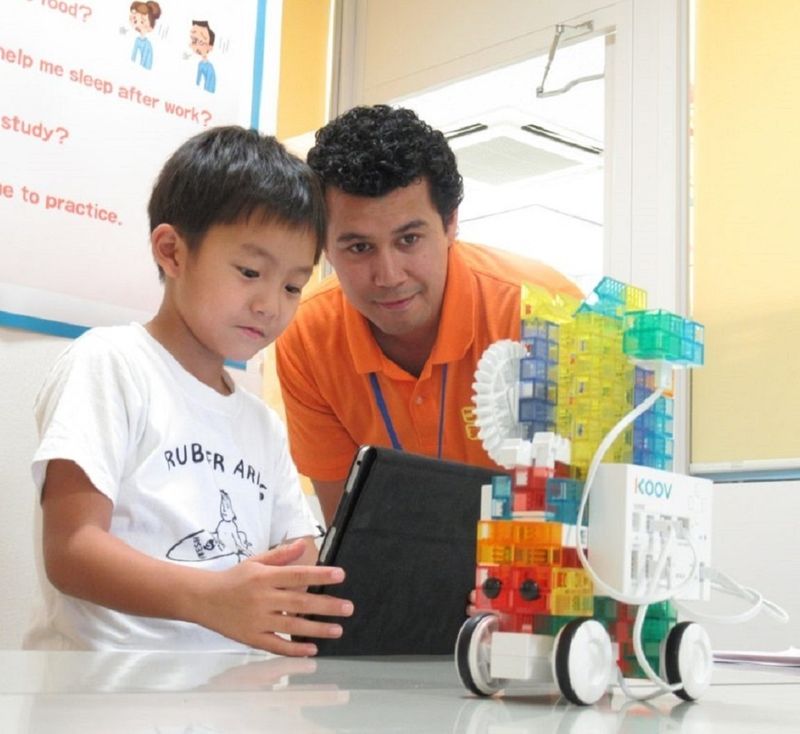 プリンス英米学院 英語学童 プリンスキッズインターナショナル 新越谷校の様子