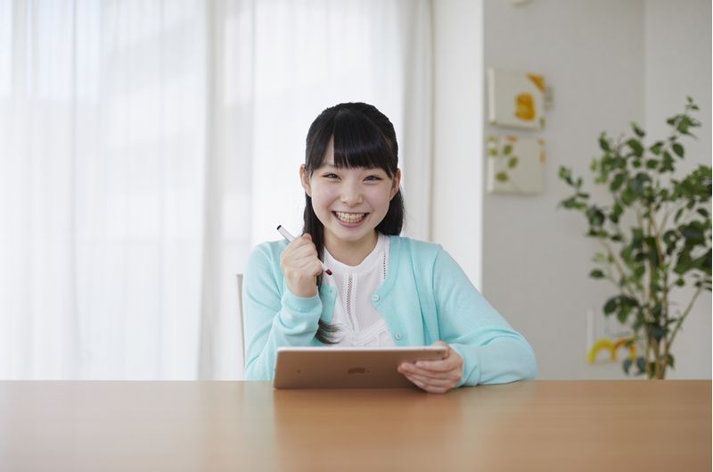 Z会の小学生コース 紙とタブレットどっち 料金や評判を徹底比較 子供の習い事の体験申込はコドモブースター