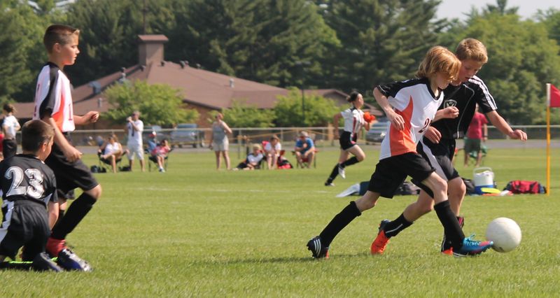 小学生がサッカーを上手くなるためのポイント 子供の習い事の体験申込はコドモブースター