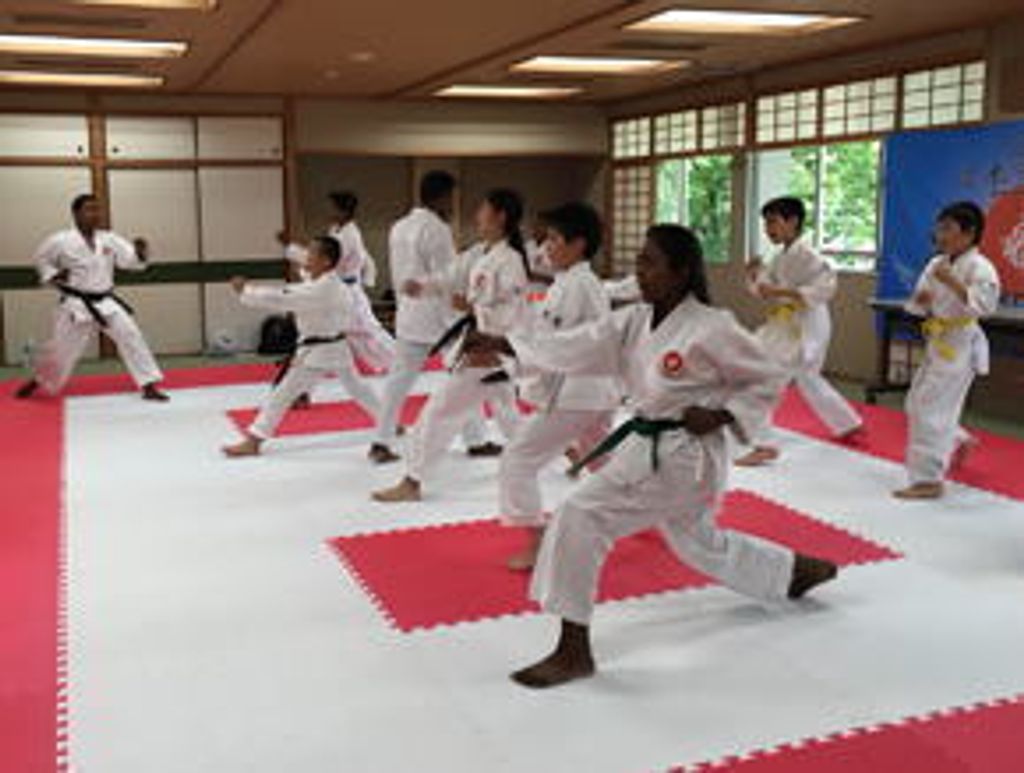 松濤館流 日本空手道 東龍会 荒本教室写真・教室の様子
