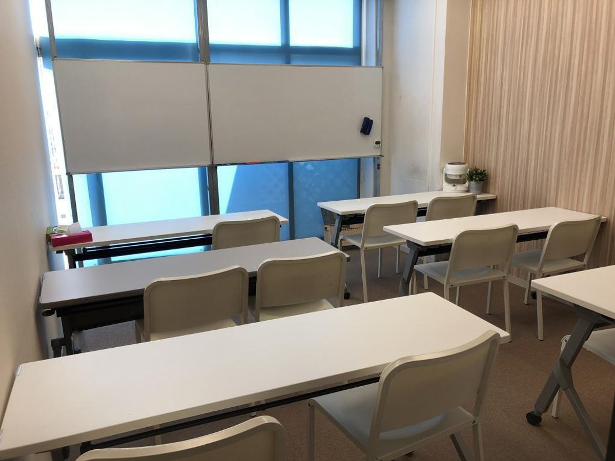 数理進学予備校イーズ 教室 2