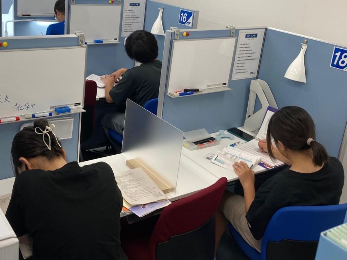 進学個別指導スリーアップ 教室 3