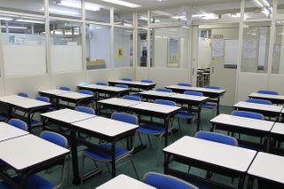 国大Qゼミ ことばの学校 関内校4