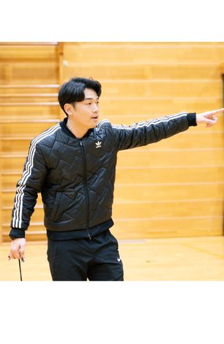 サッカースクールフェリーチェ 広域公園スクールの先生