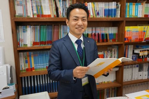 エール学院小学部 熊谷本校の先生