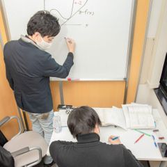 アプロット浪人生専門個別指導予備校 高槻校6