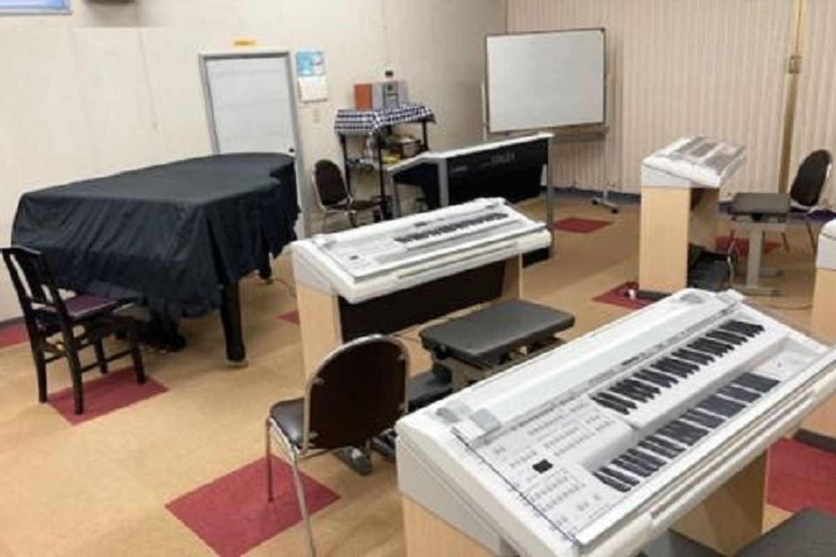 西村楽器【エレクトーン】 小林センター3