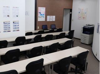 個別指導塾 トライプラス 教室 4