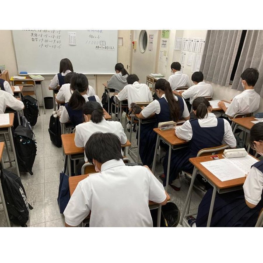 筑紫進学塾(CSJ) 那珂川本校【那珂川中学校・那珂川南中学校区専門】3