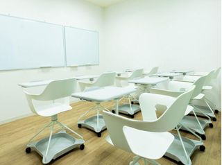 個別指導塾 トライプラス 教室 3