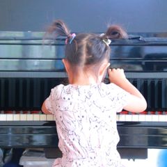 ヤマハ音楽教室 3歳（年少）おんがくなかよしコース 八木店の紹介