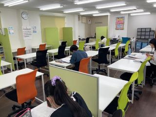 個別指導塾 学習空間 教室 3