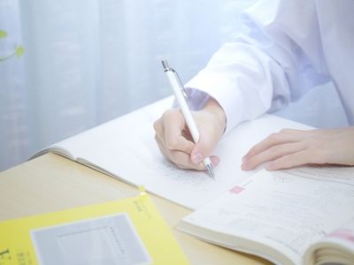 東大家庭教師友の会 中学受験指導 東京エリアのプレミアム中学受験コース