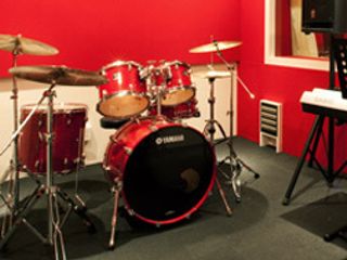 EYS音楽教室 ドラム教室 ユビスタ新宿音楽スタジオ2