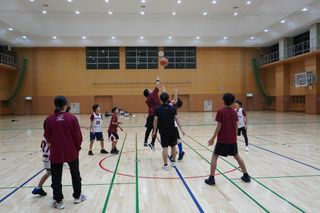 川崎ブレイブサンダース バスケットボールスクールTHUNDERS KIDS 教室 3