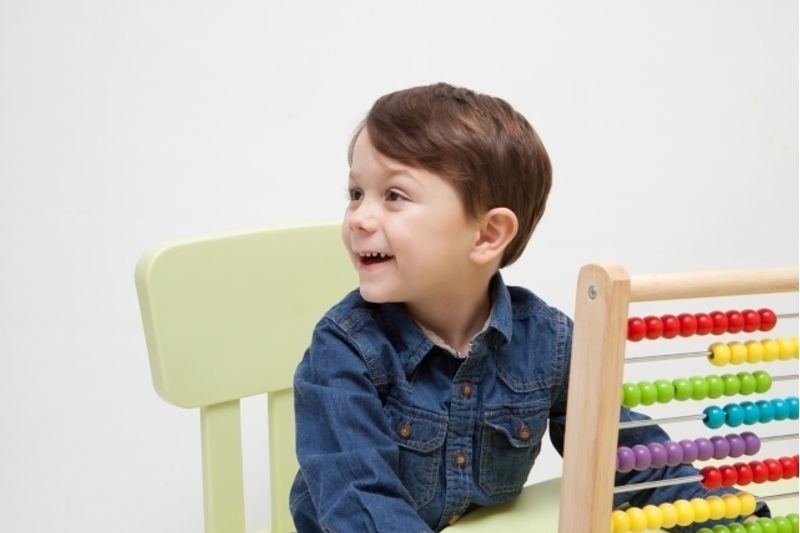 3歳の男の子も女の子も喜ぶ知育玩具 集中力を高める効果も 子供の習い事の体験申込はコドモブースター