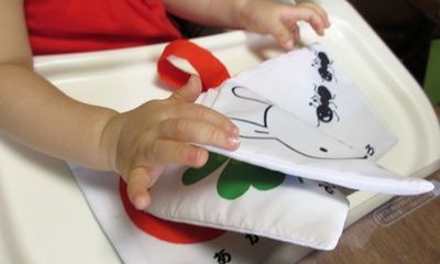 知育にぴったりの布絵本 赤ちゃんが安全に楽しめるおすすめ10冊 子供の習い事の体験申込はコドモブースター 知育にぴったりの布絵本 赤ちゃんが安全に楽しめるおすすめ10冊 子供の習い事の体験申込はコドモブースター