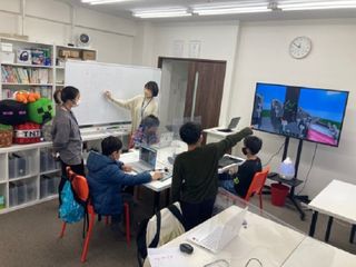 キッズプログラミングスクールハック 教室 4