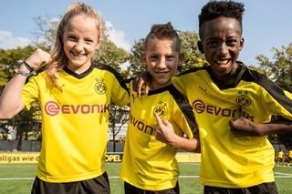 ドルトムント・サッカーアカデミー 教室 3