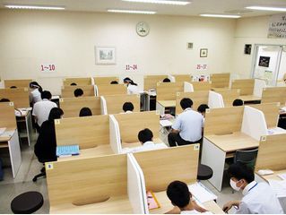 早稲田アイ・スタディ 教室 3