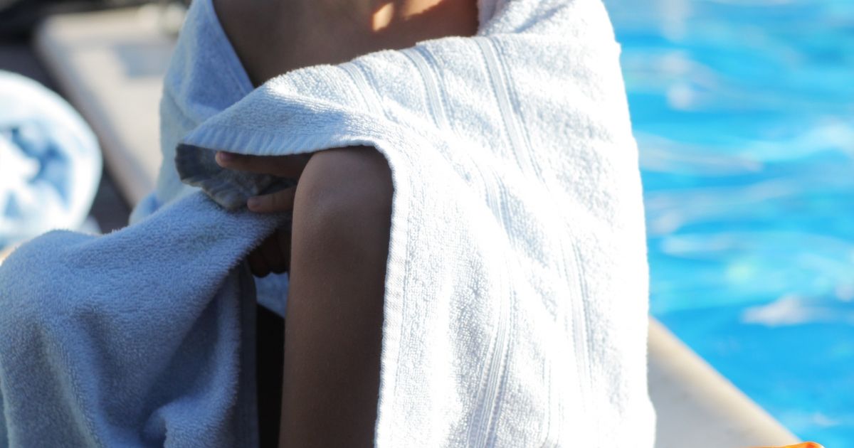 子供に教える平泳ぎの正しい泳ぎ方 キックや息継ぎのコツも 子供の習い事の体験申込はコドモブースター 子供に教える平泳ぎの正しい泳ぎ方 キックや息継ぎのコツも 子供の習い事の体験申込はコドモブースター