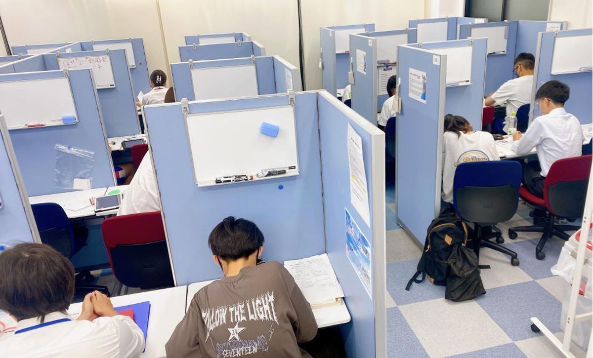進学個別指導スリーアップ 教室 4