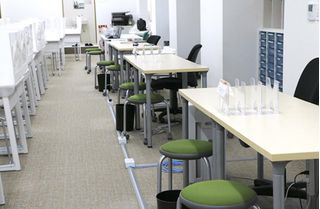 坪田塾【中学生・高校生コース】 教室 3