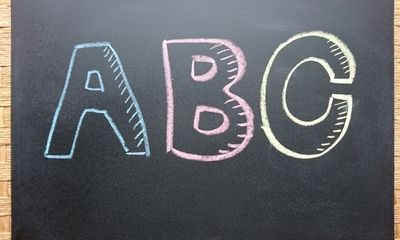 英語上達のカギはヒアリング!子どものヒアリング力を伸ばす方法とは