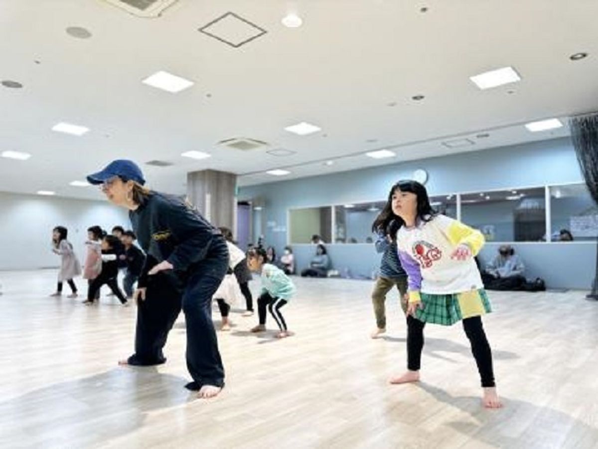 TO MY HERO ダンススクール 教室 1