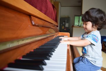 小学生が掛け持ちできる習い事の数は何個まで?両立するポイントは?