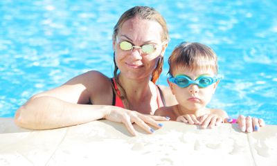 ベビースイミングは効果がいっぱい 0歳から習い事デビュー 子供の習い事の体験申込はコドモブースター
