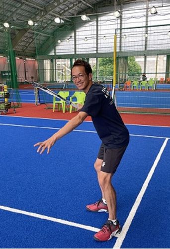 テニスラウンジ テニスラウンジ宝塚の先生