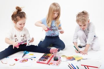 子どもの可能性を引き出す!アートが幼児教育に及ぼす効果とは?