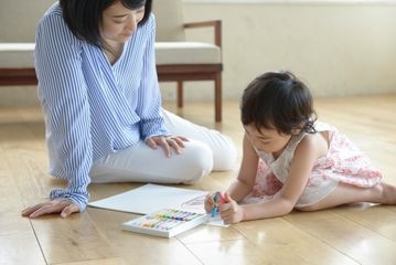 幼児教育に「絵」を取り入れたい!パパママができるサポートは?