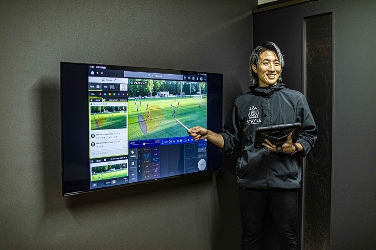 STAYLE -MAN to FOOTBALL- 福井屋内型マンツーマン式サッカースクール11