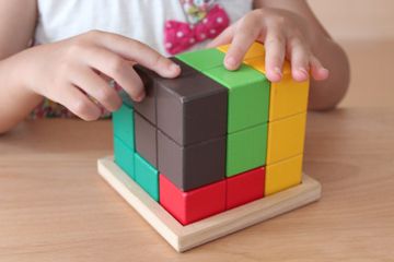 知育としてぴったりな積み木・パズルのおすすめ10選！得意にさせるコツも