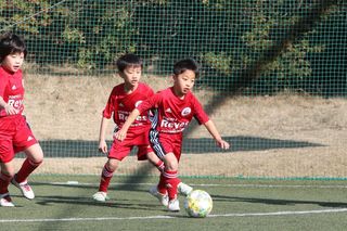 東急Sレイエス フットボールスクール 東山田12