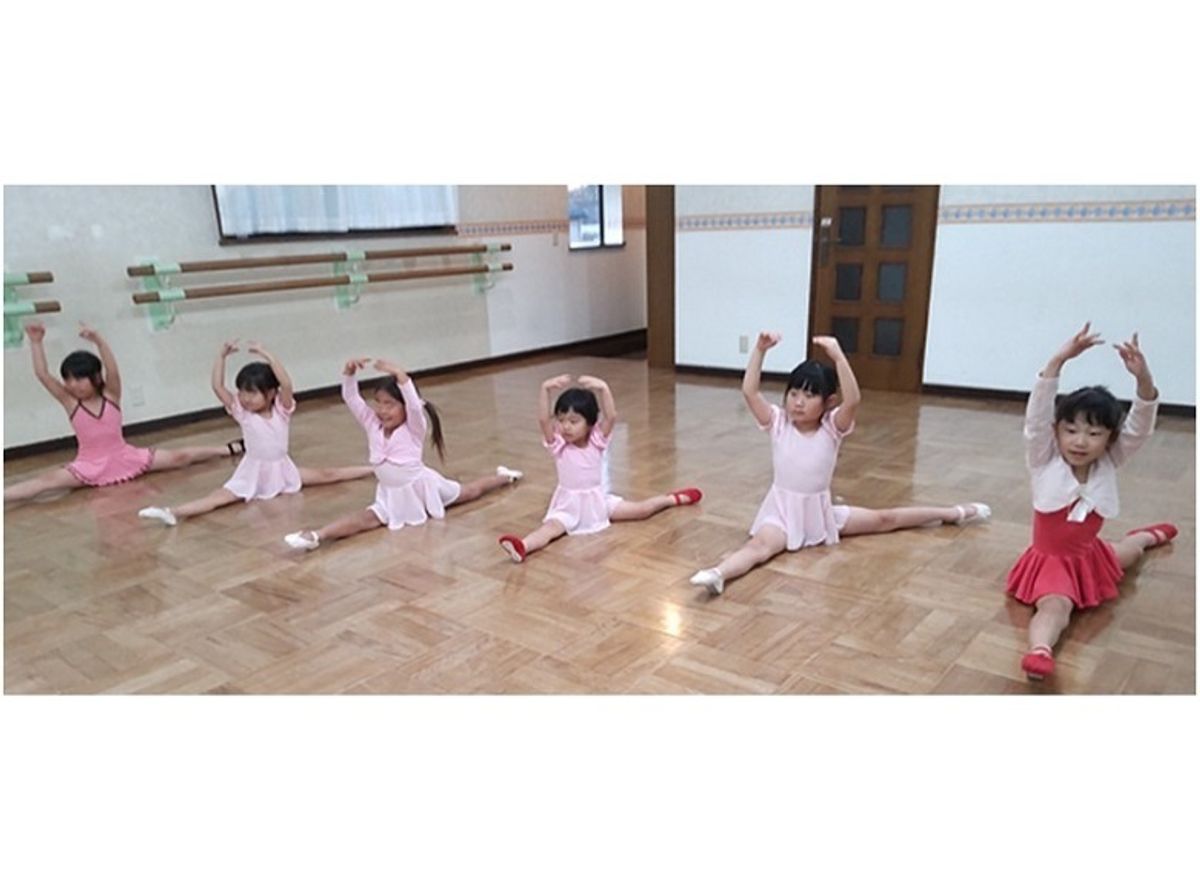 モダンバレエスタジオSmile Bouquet 保土ヶ谷教室1