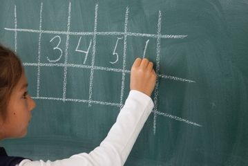 子どもの習い事にくもんがおすすめ!その理由と月謝をチェック!