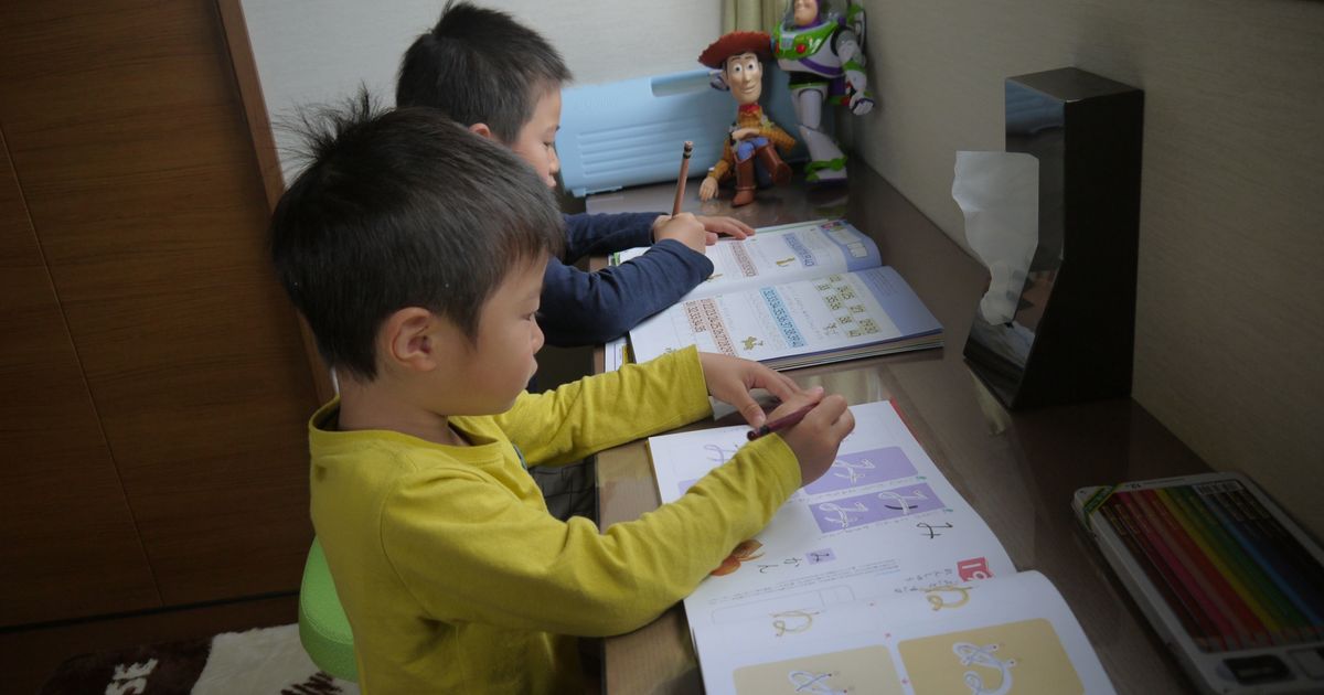 成績アップの鍵は勉強部屋 集中できる環境づくりの工夫ポイント9 子供の習い事の体験申込はコドモブースター 成績アップの鍵は勉強部屋 集中できる環境づくりの工夫ポイント9 子供の習い事の体験申込はコドモブースター