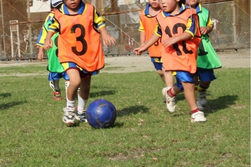 大濠公園駅周辺の子供の習い事6選。人気のガールズサッカースクールも！